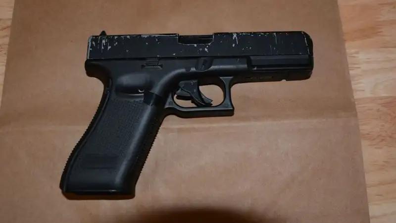 В США полицейский застрелил 13-летнего мальчика с игрушечным пистолетом
